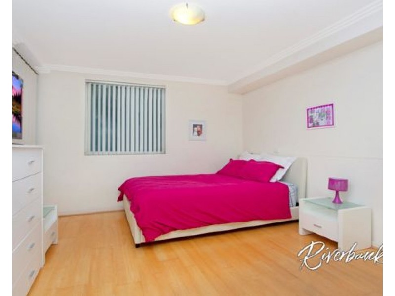 1/124 Driftway Drive, Pemulwuy NSW 2145