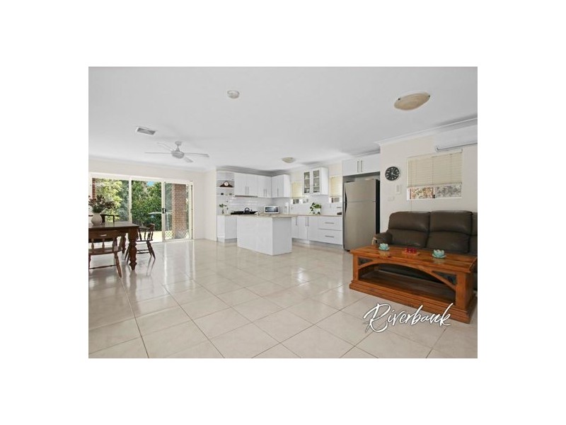 15A Tennyson Parade, Guildford NSW 2161