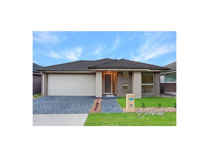 39 Saltbush Circuit, Ropes Crossing NSW 2760