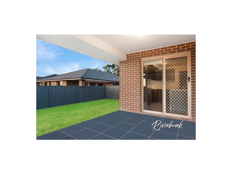 39 Saltbush Circuit, Ropes Crossing NSW 2760