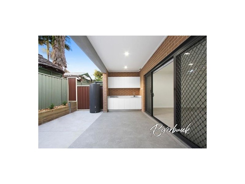 9B Cardigan St, Guildford NSW 2161