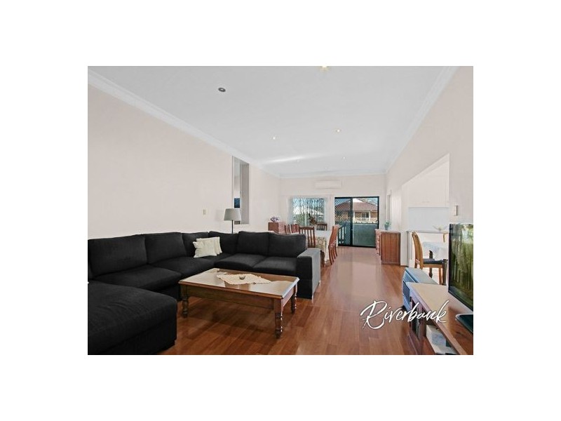 8 Belmont St, Merrylands NSW 2160