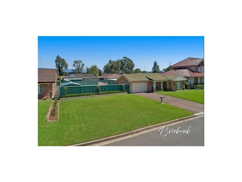 10 Langley Place, Richmond NSW 2753