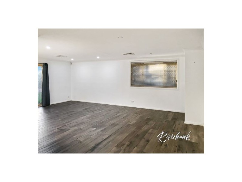 10 Langley Place, Richmond NSW 2753