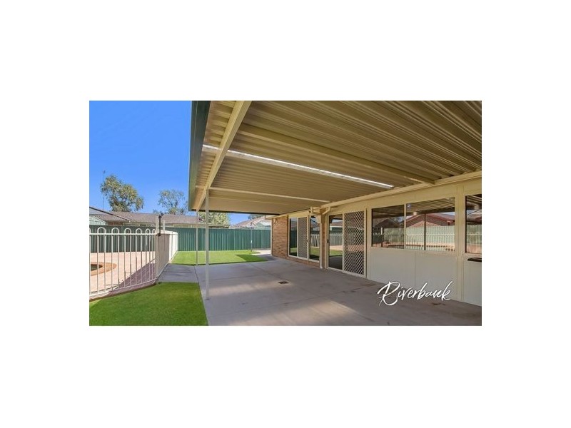 10 Langley Place, Richmond NSW 2753