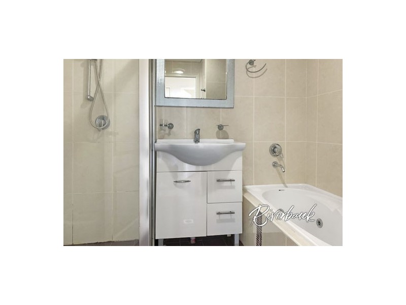 11/548-556 Woodville Road, Guildford NSW 2161