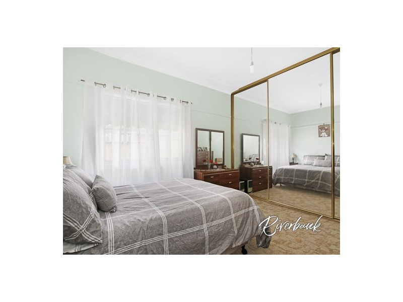 2 Newton St, Guildford NSW 2161