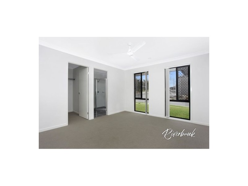 16 Vinny Road, Edmondson Park NSW 2174