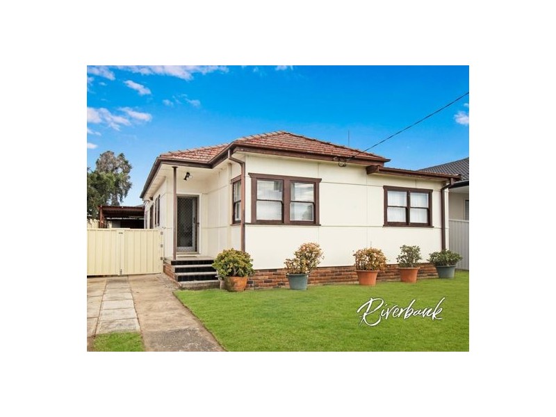 22 Mcarthur St, Guildford NSW 2161
