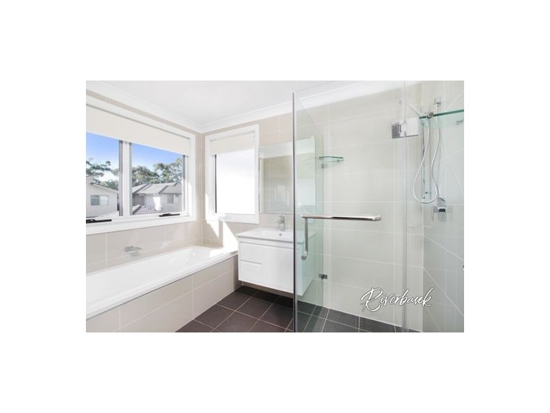 1 Dual Lane, Pemulwuy NSW 2145
