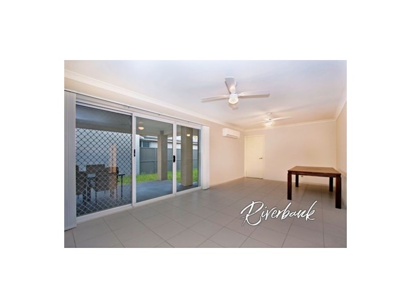 19 Stringybark Street, Ropes Crossing NSW 2760