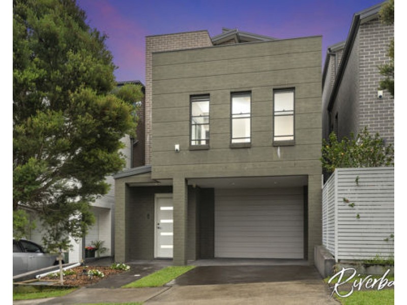 19 Burriang Way, Pemulwuy NSW 2145