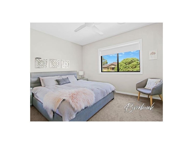 21 Burriang Way, Pemulwuy NSW 2145