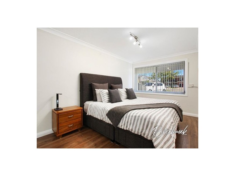34 Ivan St, Greystanes NSW 2145
