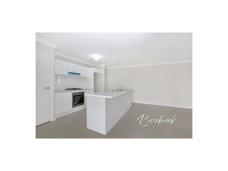 13 Teasdale Close, Elderslie NSW 2570