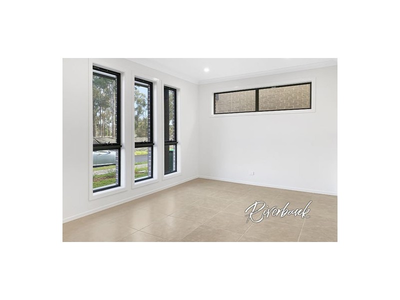 93 Andalusian Street, Austral NSW 2179