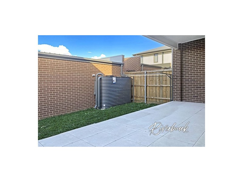 93 Andalusian Street, Austral NSW 2179