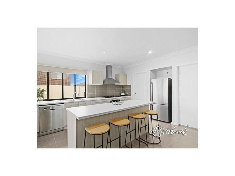 34 McGovern Street, Spring Farm NSW 2570