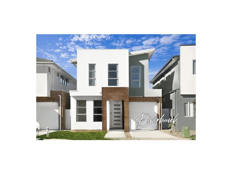 13 Glenholme Drive, Glenmore Park NSW 2745