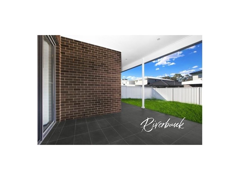 13 Glenholme Drive, Glenmore Park NSW 2745