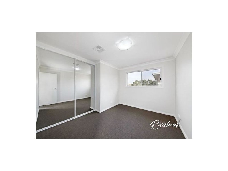 41 Tall Trees Dr, Glenmore Park NSW 2745
