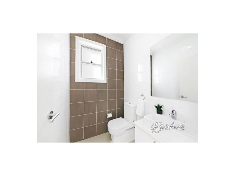 41 Tall Trees Dr, Glenmore Park NSW 2745