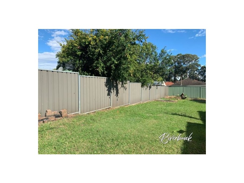 6 Fairview Street, Guildford NSW 2161