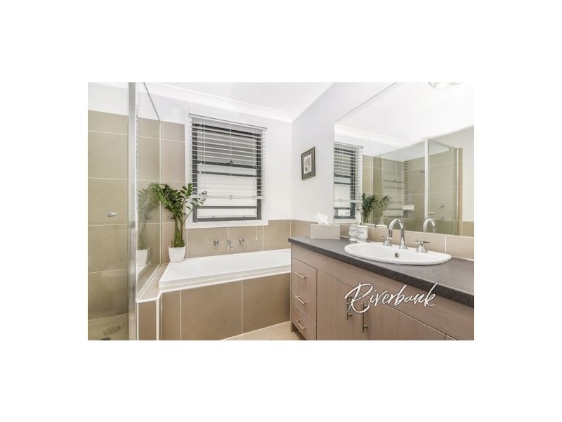 11 Bobbina Avenue, Pemulwuy NSW 2145