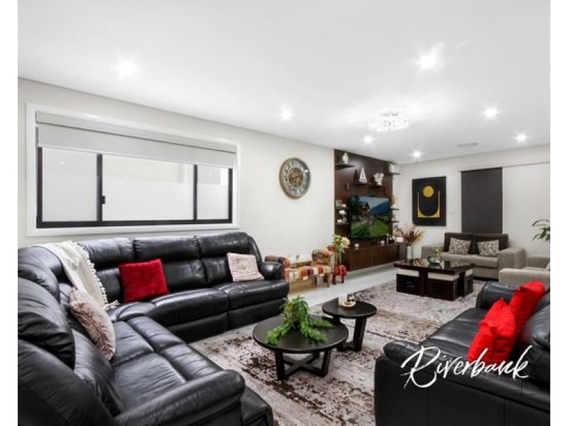 25 Winnima Circuit, Pemulwuy NSW 2145