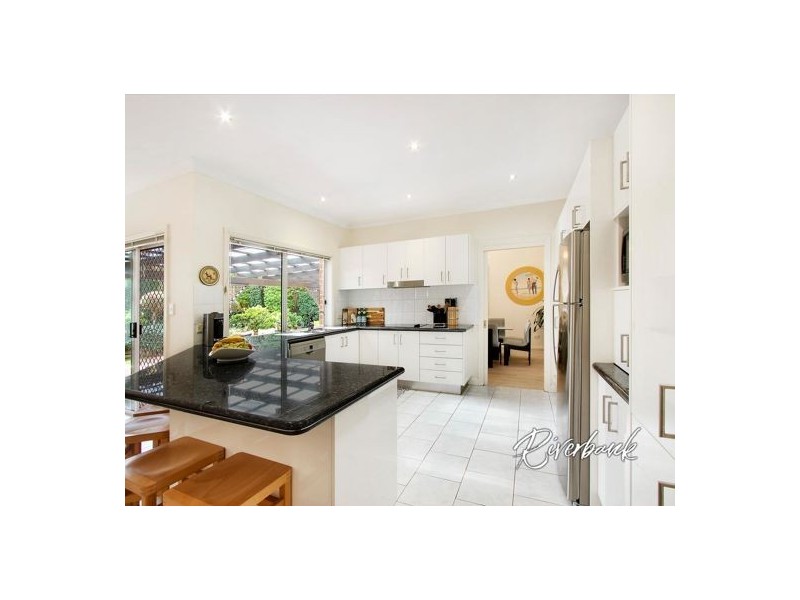 8 Rochford Way, Cherrybrook NSW 2126