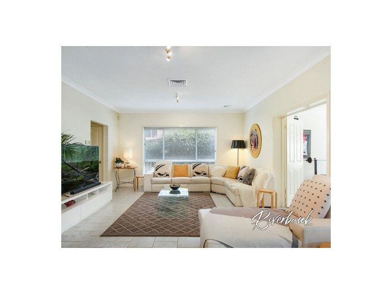 8 Rochford Way, Cherrybrook NSW 2126