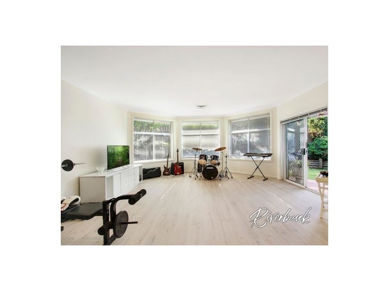 8 Rochford Way, Cherrybrook NSW 2126