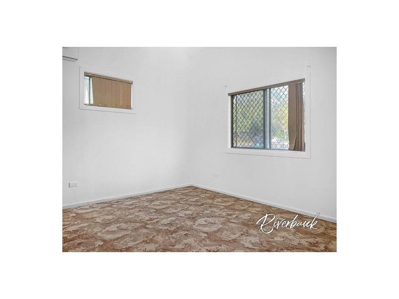 15 Lansdowne Street, Merrylands NSW 2160