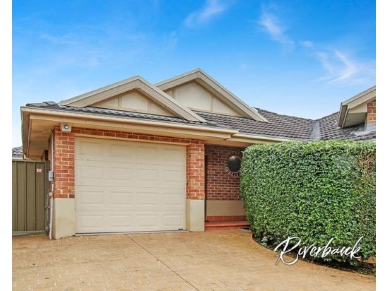 5/26 Carinya Road, Girraween NSW 2145