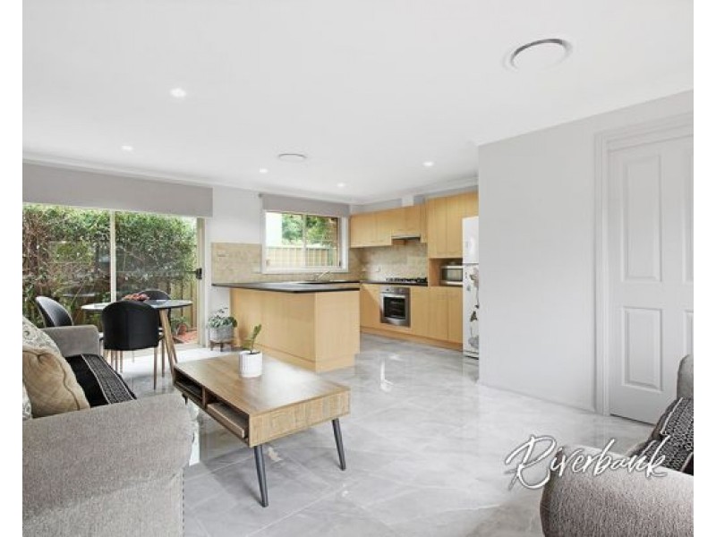 5/26 Carinya Road, Girraween NSW 2145