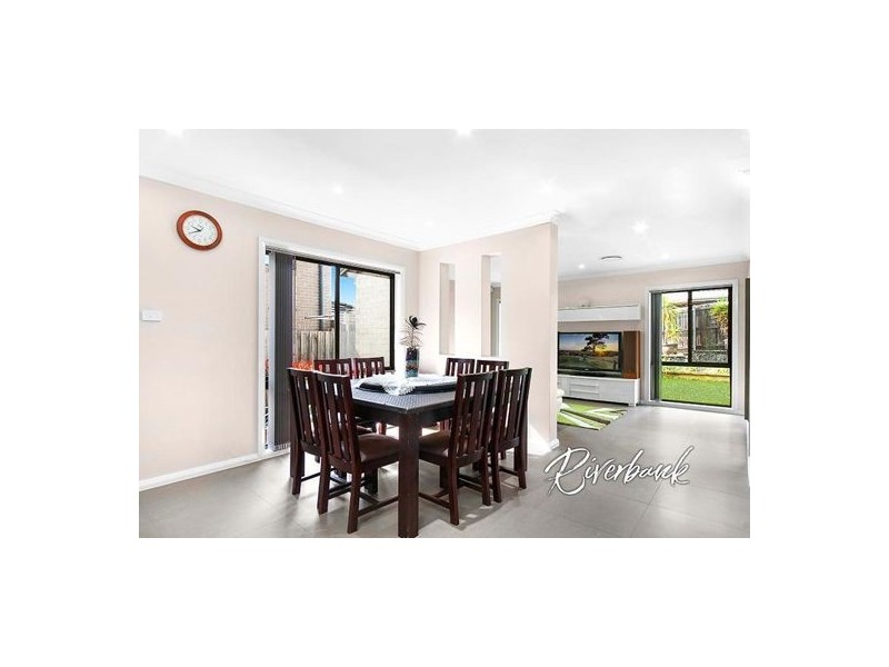 18 Buran Road, Pemulwuy NSW 2145