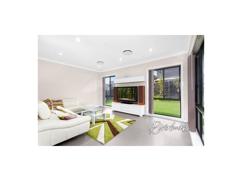 18 Buran Road, Pemulwuy NSW 2145