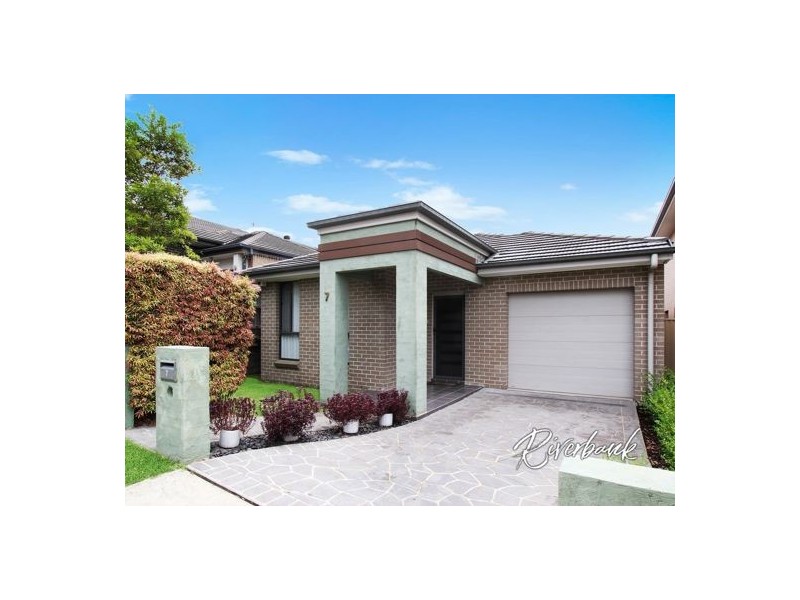 7 Warin Ave, Pemulwuy NSW 2145