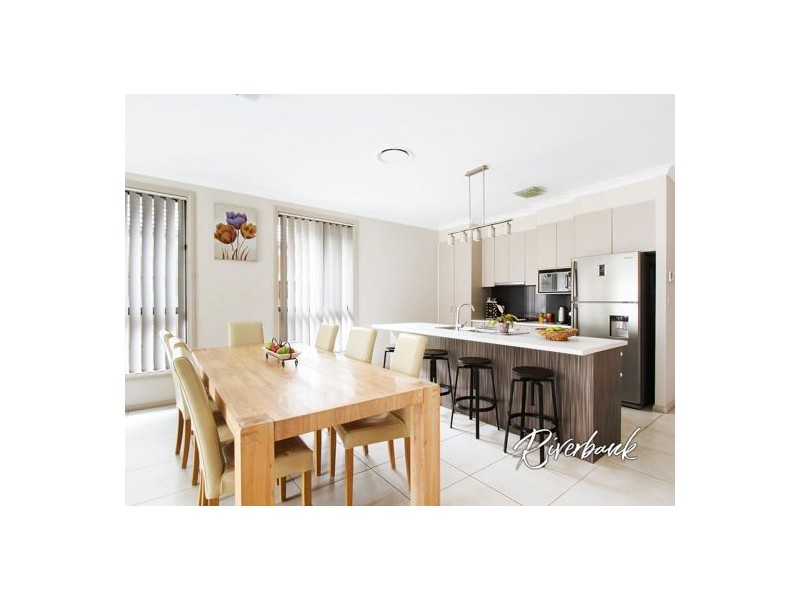 7 Warin Ave, Pemulwuy NSW 2145