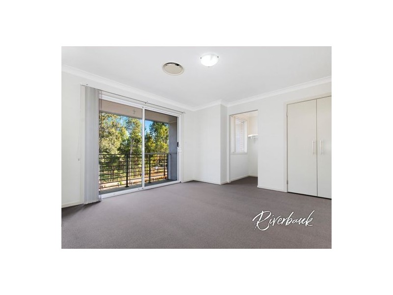 8 Driftway Drive, Pemulwuy NSW 2145