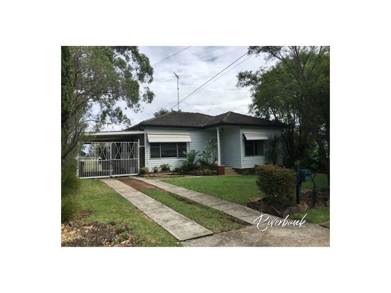 9 Pambula Crescent, Woodpark NSW 2164