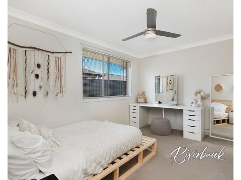 20 Foothills Terrace, Glenmore Park NSW 2745