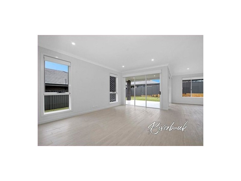 13 Emberson Street, Leppington NSW 2179