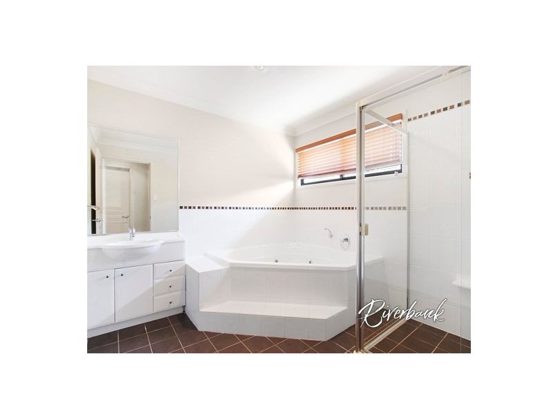 13 Pugh Avenue, Pemulwuy NSW 2145