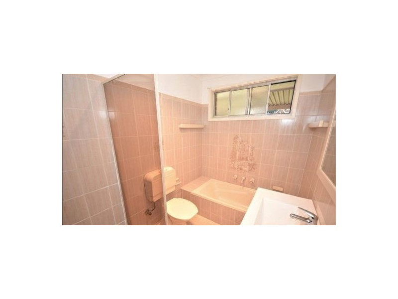 27 Graham Street, Greystanes NSW 2145