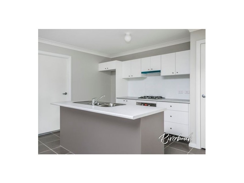 36 Kingsbury Road, Edmondson Park NSW 2174