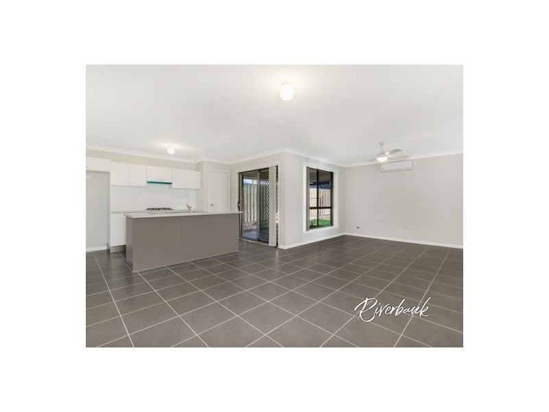 36 Kingsbury Road, Edmondson Park NSW 2174