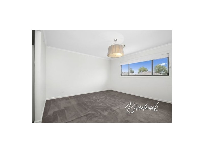 42 Grazier Cct, Pemulwuy NSW 2145