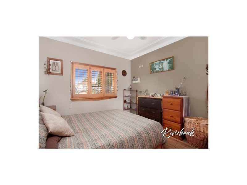 19 Queen Street, Guildford NSW 2161