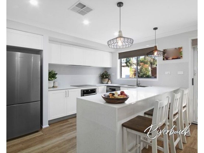 17 Nijong Drive, Pemulwuy NSW 2145